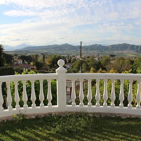 Ellen Maria Villa *