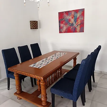 וילה Ellen Maria